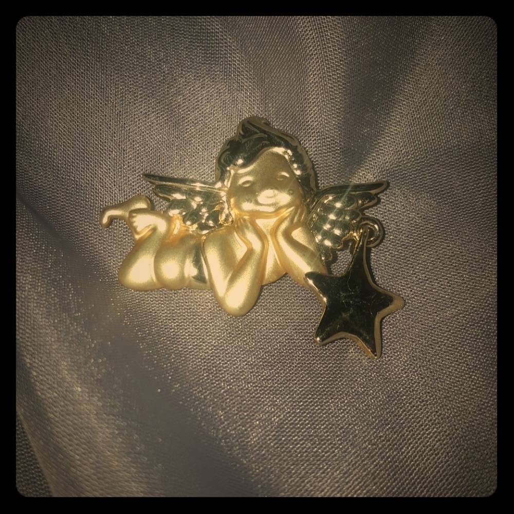 🌷3/$20🌷Vtg Signed AJC Gold-Toned Angel Brooch
